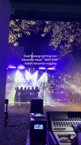 Abot woo😂@calon mentri @RS Lighting. @kiyaaa #fyp #xybca #lighting #lightingshow #madiun24jam 