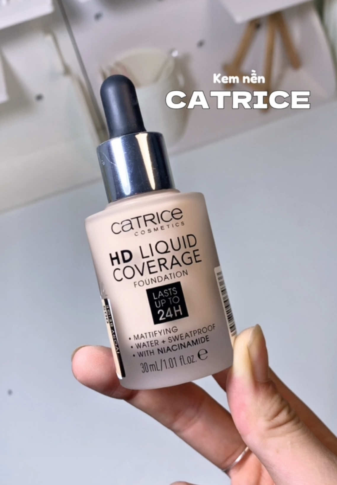 Lớp nền bền và mịn lì lắmmmm #kemnen #catrice #lopnenminli #xuhuong #viral #unboxing #makeup 