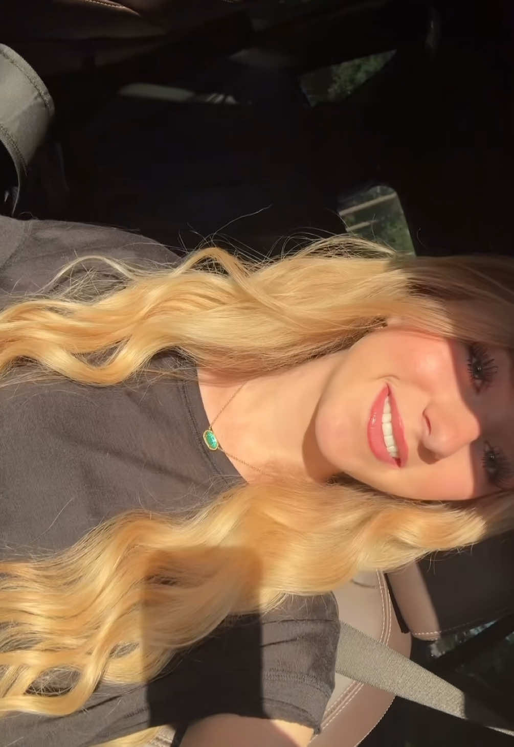 hey qts  #fyp #xyzbca #lipsync #trend #blonde #blowthisup #viral #1mil 