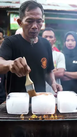es batu bakar pedas !