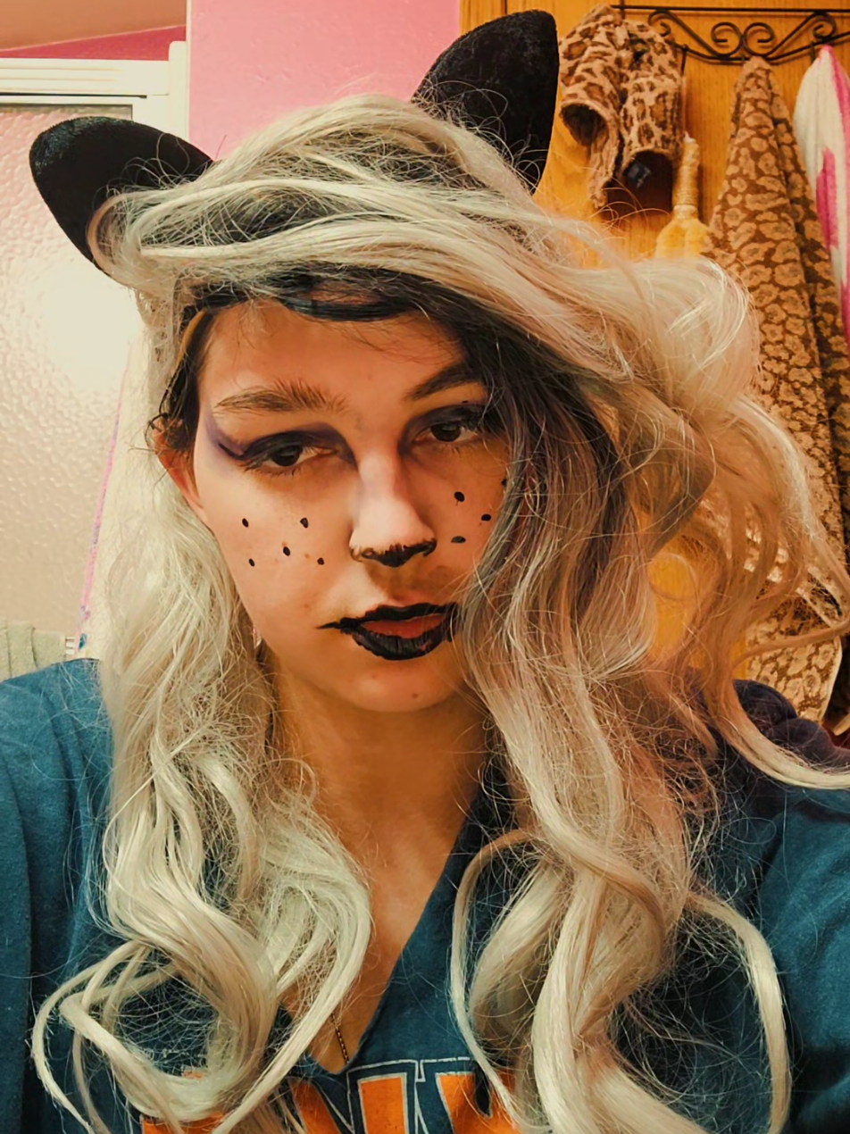#helluvaboss #hell #loona #cosplay #animals #maroon5 
