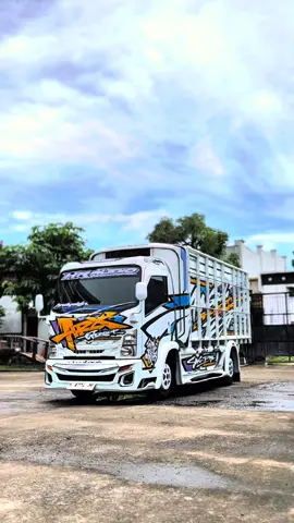 #CapCut Ready Giga 2018 Hd 5.8 bak baru kanal pres merbu full cutting #truckmodifiedindonesia #drivermudapunyacerita #fyp #jualbelitruksecond #giganesia #storytruck #herextiktok #elfmaniacintaindonesia 