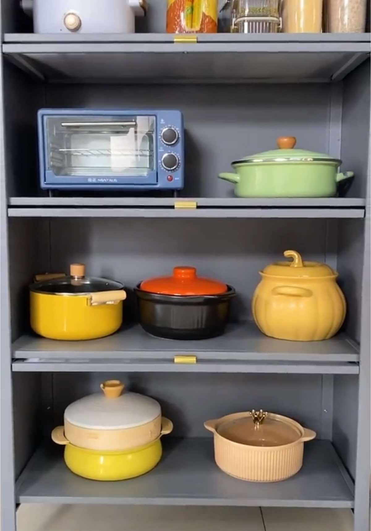 Kệ để đồ nhà bếp nắp đậy thông minh. #giadungtienich #dogiadungthongminh #kenhabepdanang