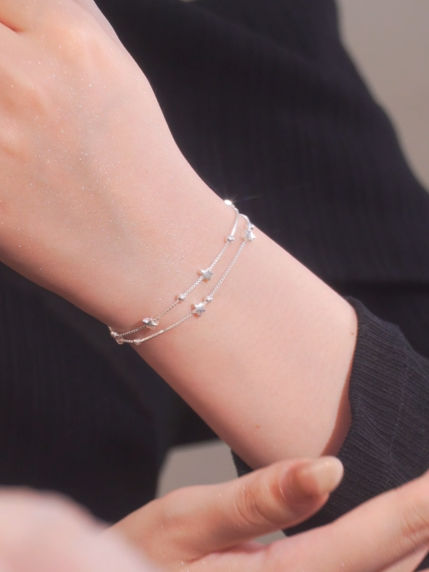 Lên đồ basic + lắc tay TLEE sao kép lấp lánh = auto thanh lịch ✨#daychuyenbactlee #khuyentaibactlee #nhandoibactlee #lactaybactlee #lacchanbactlee #trangsucbac #setquatangtlee #tleejewelry #nhanbactlee