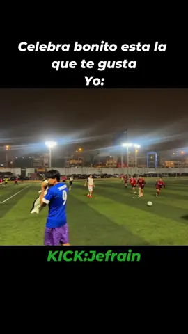 Celebra bonito esta la que te gusta 😂😂 @jefrainn  #kickPeru #elpatron #paratii #jefrain #fyp #kick #todos #perú #typ #viralllllll #sideral #show #viralvideos #partido #peru🇵🇪 #tt #clipskick #futbol⚽️ #risa #pe #dx #dedicacion #dedicatoria