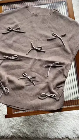 #coquette #ribbontop #blouse #trendyfashion #outfit #knittedtop 