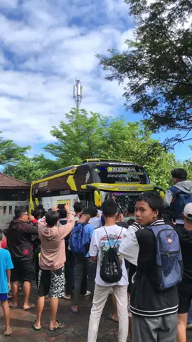 Enakeun om Tomii jumbo BY Rahma nursyifa #fyp #foryoupage #berandatiktok #basurihorn #visinemapictures #12notbasuri @Visinema Pictures @tomi rahma nursyifa02 @AZKduino Automation - VGM 