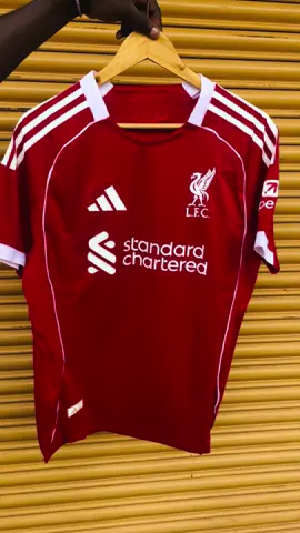 25/26 Liverpool home kit available !! Call/WhatsApp 0757882214 #fyp #foryou #foryoupage #foryourpage #uganda #ugandatiktokers #ugandanstiktok #ugandatiktok🇺🇬 #kampala #kampala_uganda🇺🇬🇺🇬🤝 #kampala_uganda #rwanda #footballtiktok #jerseyvilleug #liverpool #liverpoolfc #liverpoolfans #mosalah #salah