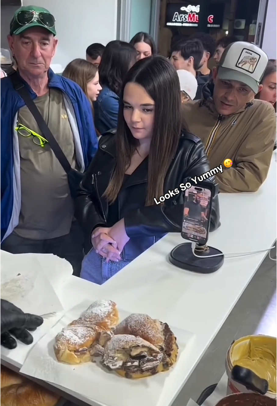 Italian Street Food 🇮🇹 #streetfood #foodies #foodreview #FoodTok #foodporn #bestfood #fyp 