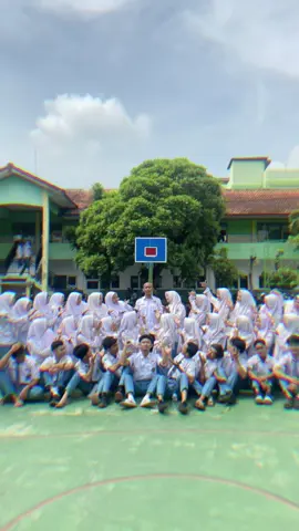 gimana?😋 #trend #ai #jjspotlight #fyp #trendkelas #holidaytwist #capcut #jjkelas 