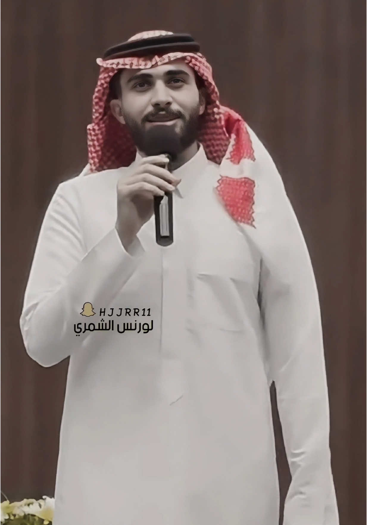 اخاف الشوق يقتلني وتتلاشى امانينا 💔.                    #عبدالله_ال_فروان #وليد_بن_محمد #شيلات