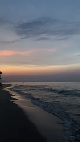 Đi đi em, đừng do dự, trời tối mất..