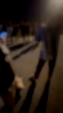 เปิดต้นเหตุ ศึกหญิงตบกัน ลามจนไปเป็นเหตุ กลุ่มผู้ชาย ถึงขั้น ไล่ฟัน-ยิง-ปาระเบิด ล่าสุดตำรวจตามจับได้คู่กรณีได้ยกแก๊ง อ่านต่อ 👇