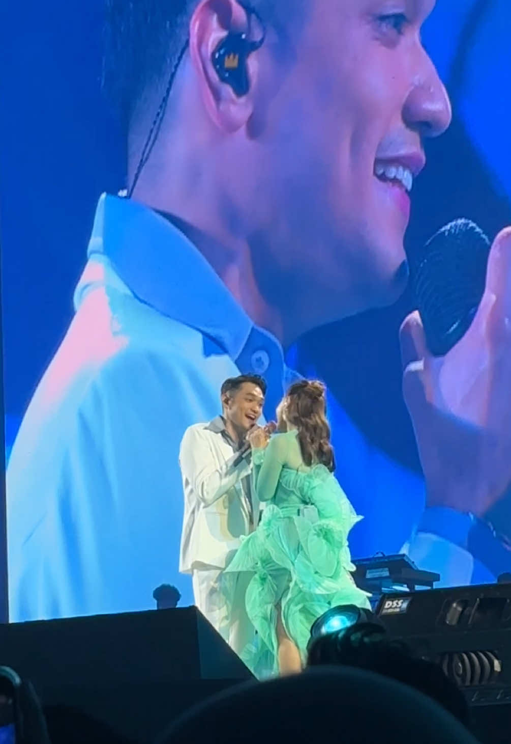 rossa feat. afgan🥹🤍 #hereiamconcert 