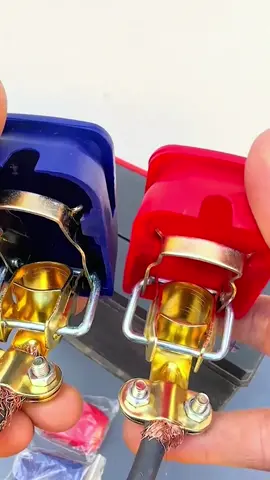 2 PCS Car Battery Terminal Release clamp#carbattery#batteryclamp#fyp#foryou