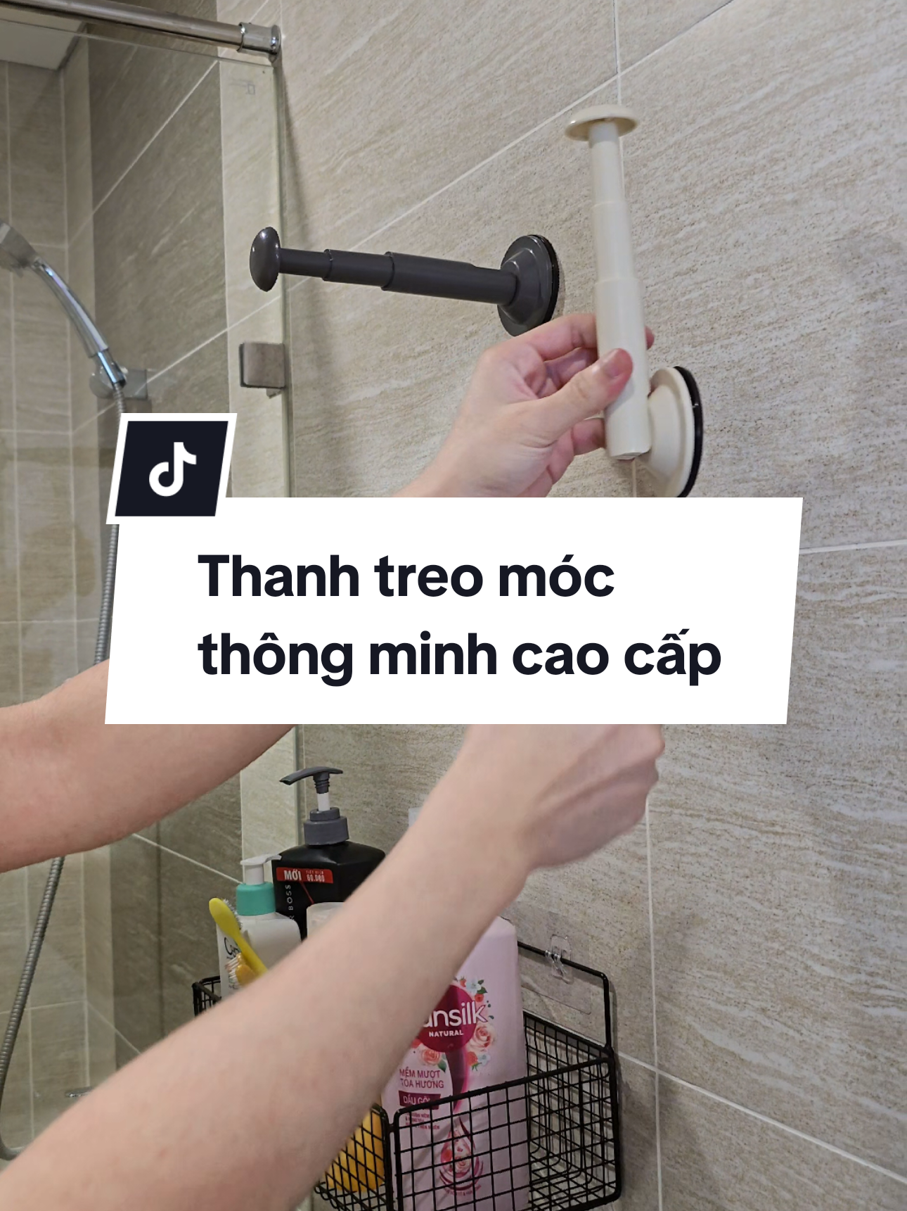 Thấy móc cứ mắc vào nhau khó chệu vô cùng😤 #giadungtrendy68 #hutchankhong #thanhtreodo #mocquanao 