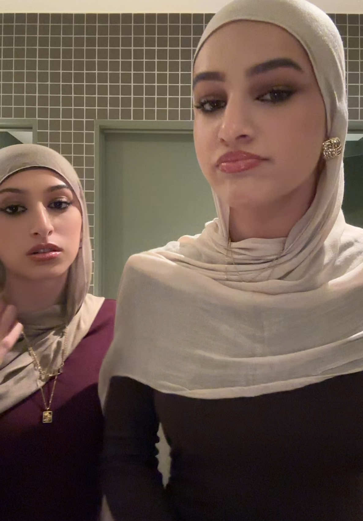 bday dinner #OOTD #hijabj #fyp  💖💖💘💘 @a m a a r a h 