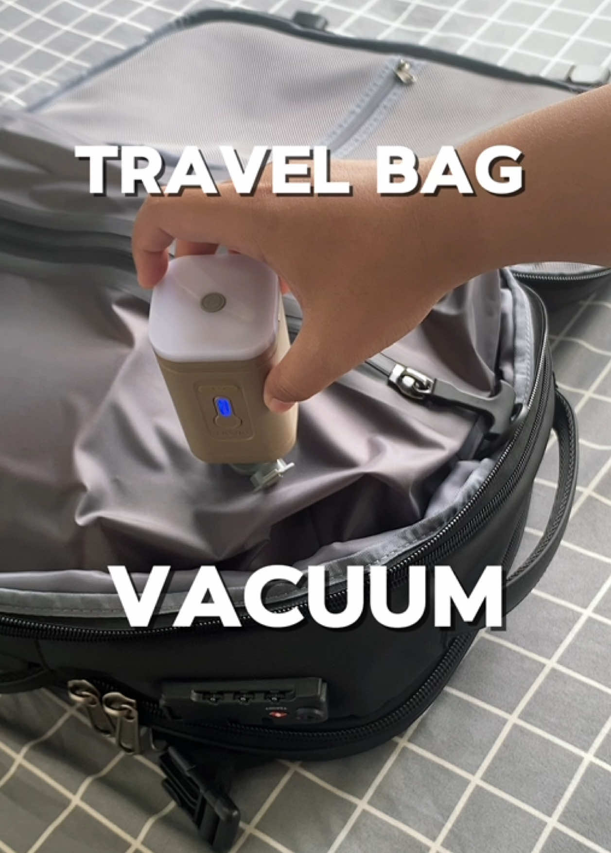 Pack More, Carry Less ✅    #VacuumBag #TravelEssential #TravelSmart 