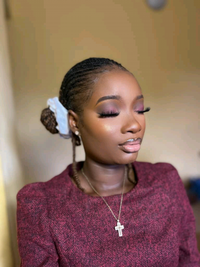 Hi guys, I'm a student makeup artist based in Sagamu, Ogun state.  Please do well to follow my account and like my videos if my video comes up on your page 🙏. You can as well send a dm to book an appointment. You can be sure that we won't disappoint you 💕 Love,            Namis Signature 💕 #fyp #goviral #makeup #model 