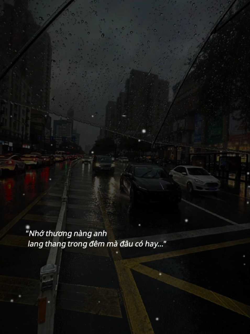 Hôm nay mưa...!#nhachaymoingay #nhactamtrang #tamtrang 