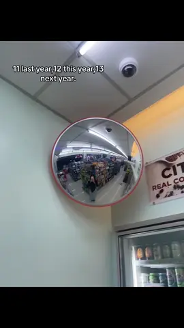 Hello everyone #fypシ゚ #foryou #foryoupage #makeitviral #xybca #tiktok #unflopmetiktok #mypage #contentonly #livephoto 