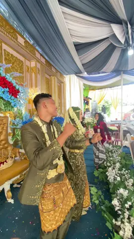 Done hari ini wedding Yoko Mahendra dan Dina Wanda Putri .S.Pd Melunggun Ratu 24 Mei 2025.