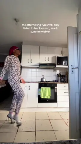 i love my self sum mfanatouchline please 