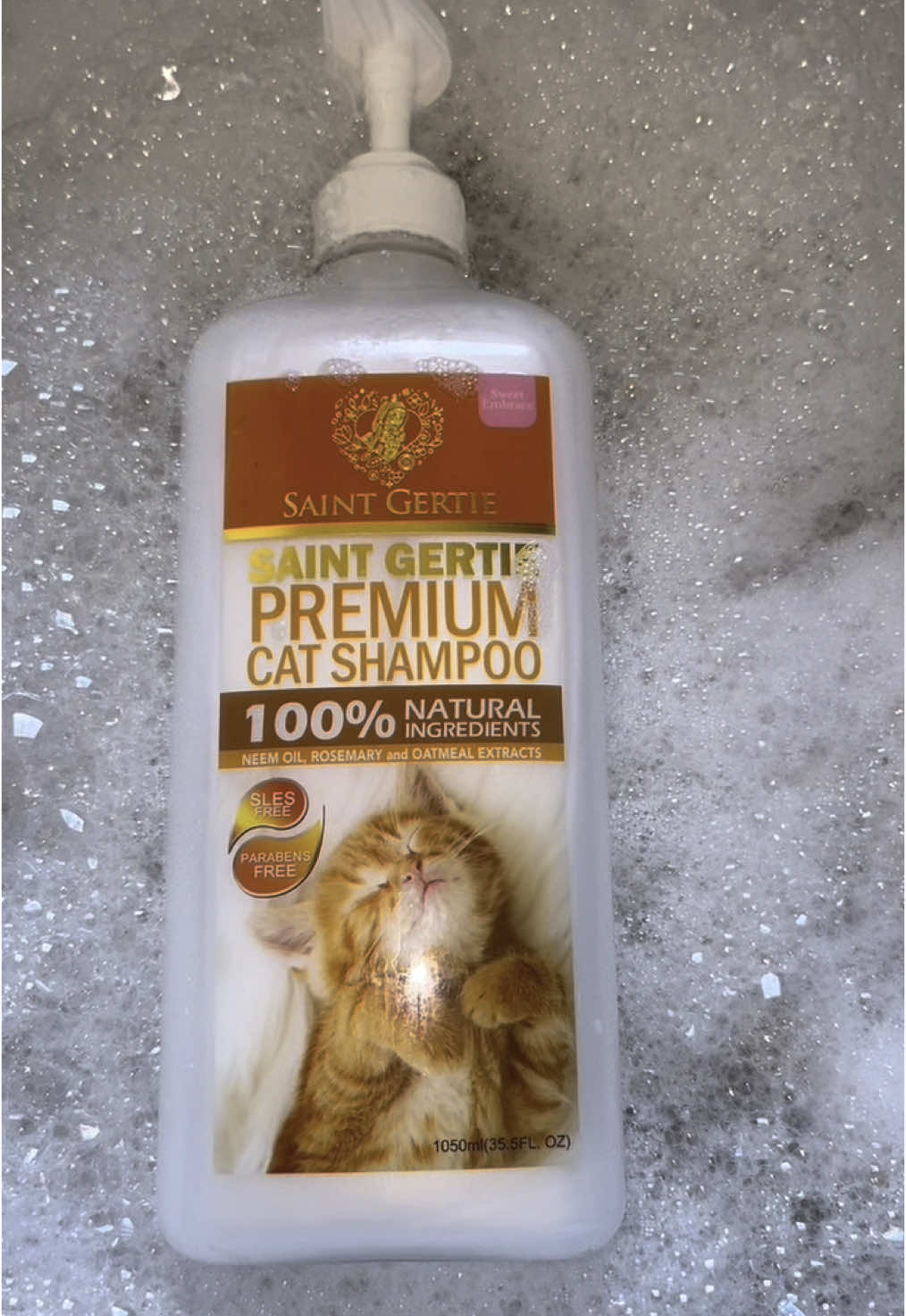 Saint Gertie Premium Cat Shampoo #saintgertieshampoo #catshampoo #fypシ゚ #cat 