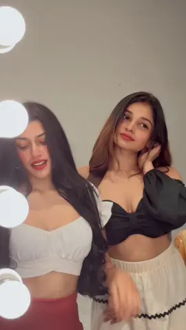 රැස් විහිදෙන සමනලියෝ🦋🌚#onemillionaudition #viral #onemillion #fyp #onemillionaudition #fyp #viral @sithu_lee🦄 