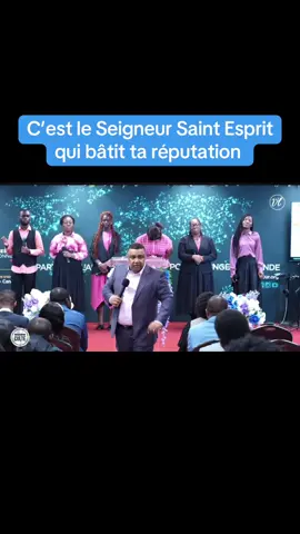 C’est le Seigneur Saint Esprit qui bâtit ta réputation. 