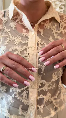 Clean, classic, and oh-so-chic 🤍 @Dutch Nail Cosmetics  #biabnailsgroningen #biabnails #NailTechLife #foruyou #frenchnails #frenchnailstyle #frenchnailart #nailsonfleek #biab #foryoupage❤️❤️ #NailGoals 