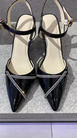 Giày nữ thời trang ELLY - EG276#thoitrang #giaydep #giaynu #giayxinh #thoitrangelly #Duongmai87 