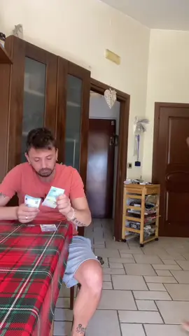 #accadeoggi 