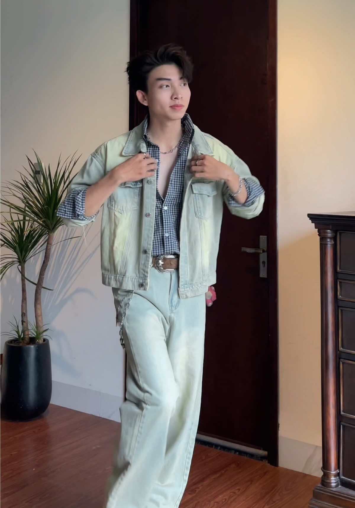 Set jean cực chất đến từ nhà @Reform Studio #outfitideas #outfit #fyp #viral #LearnOnTikTok 