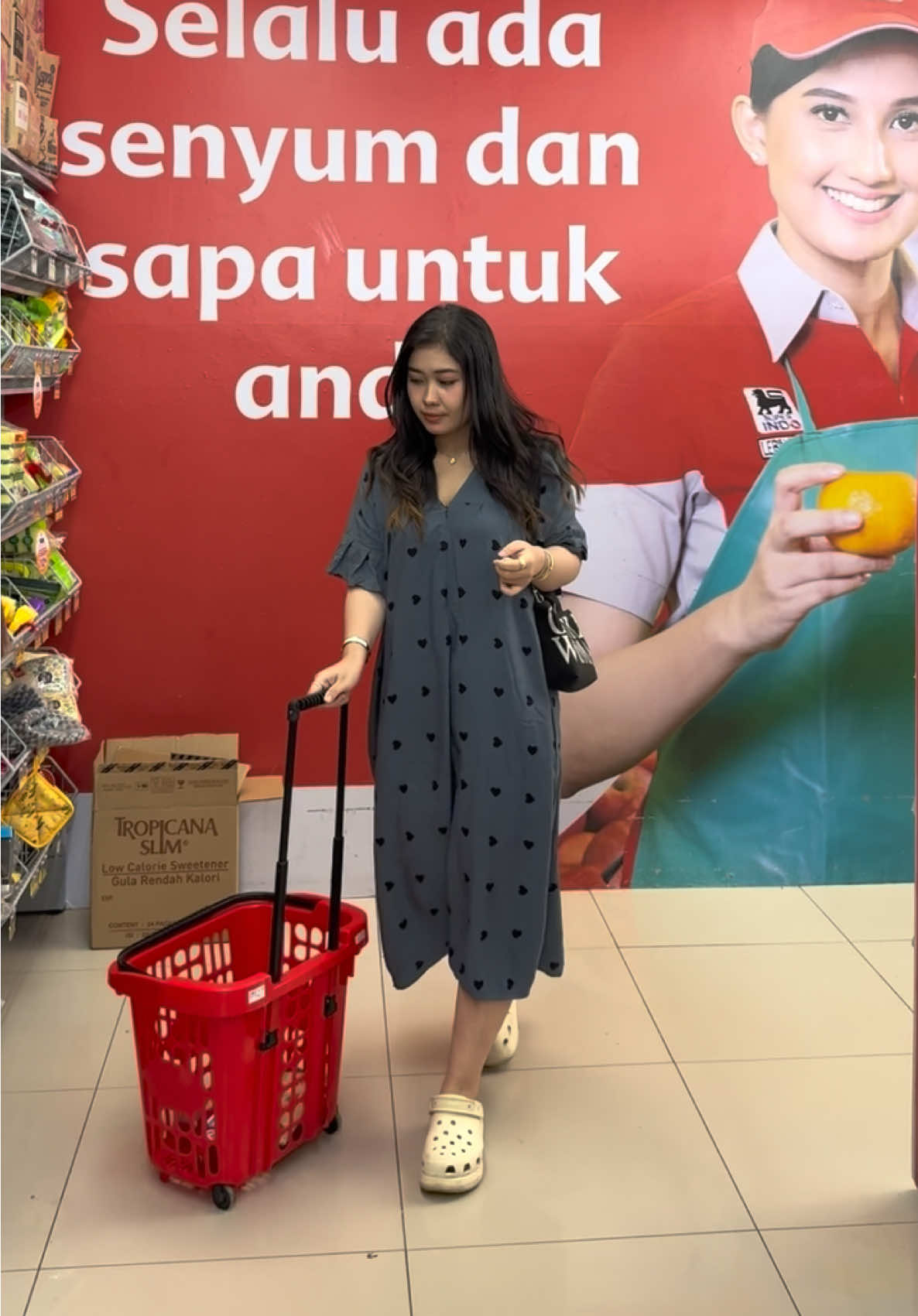 Yuk samaan cek keranjang aku🤏 Ak pakai daster ayya wrn grey😍 #daster #dasterviral #dastermurah #fyp #fypage #viral #viralvideo #gamis #oneset #OOTD #luvema