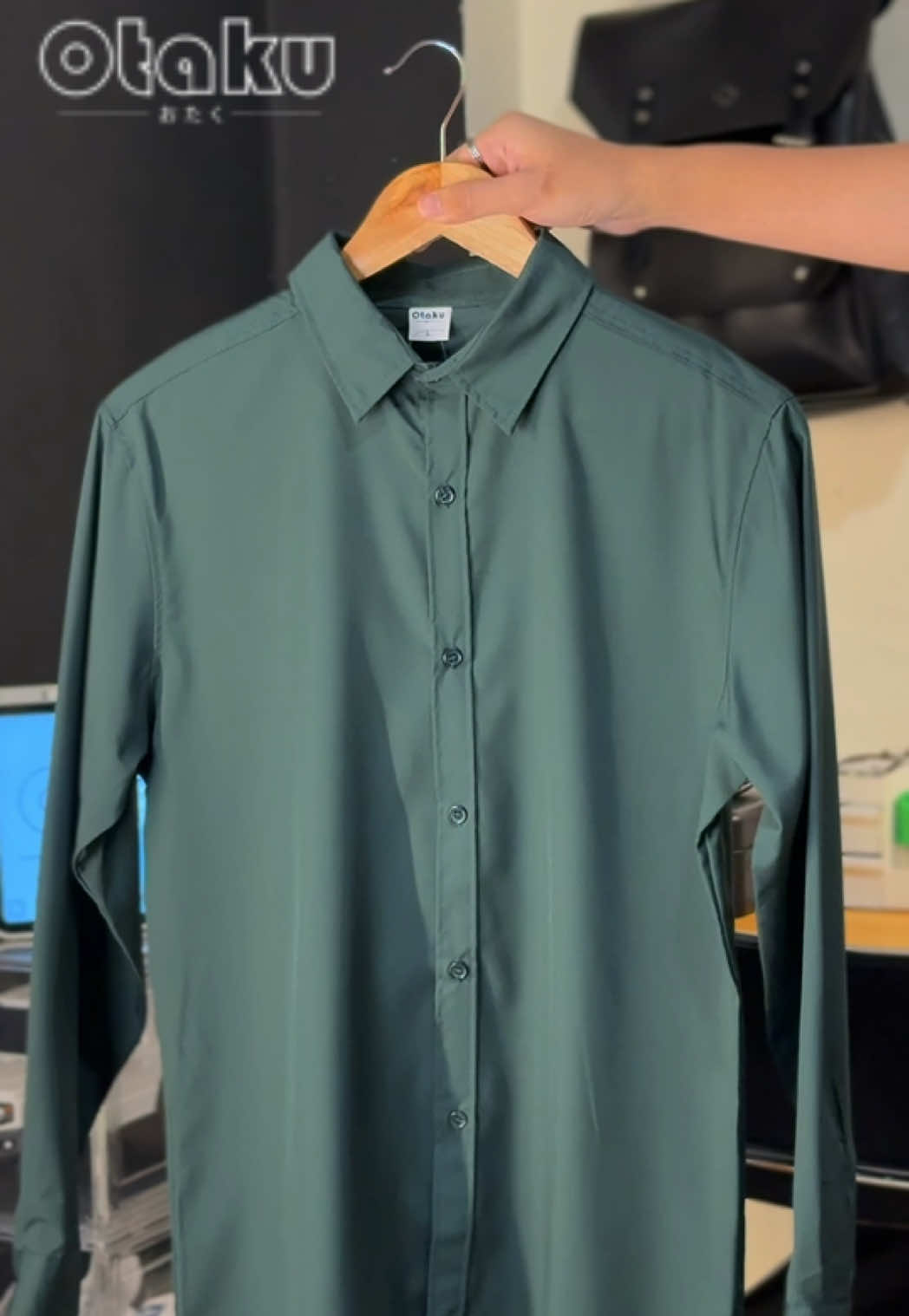 Upgrade your outfit with Otaku Polo long sleeve. Cotton Silk fabric. Good quality👌🏻 #otaku #otakuph #otakupolo #menspolo #longsleeve #otakulongsleeve #otakupololongsleeve #longsleevepolo #greenlongsleeve 