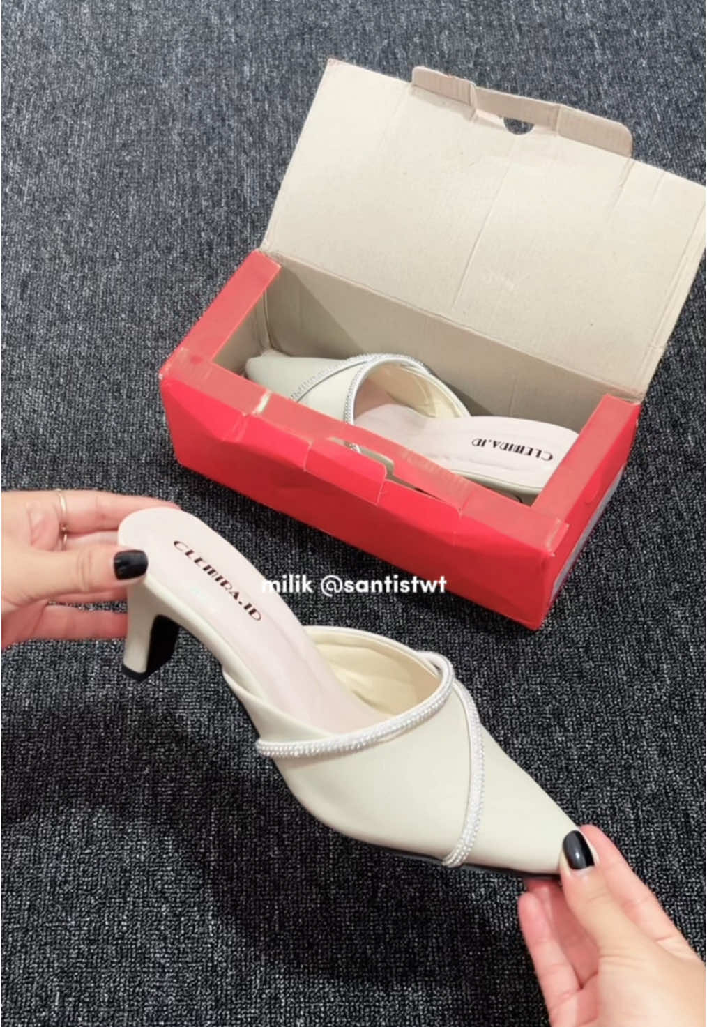 Heels cakep murmer elegan #heels #sandalkekinian #sandalringan #sandal #sandalwanita #sandalterbaru #sepatumules 