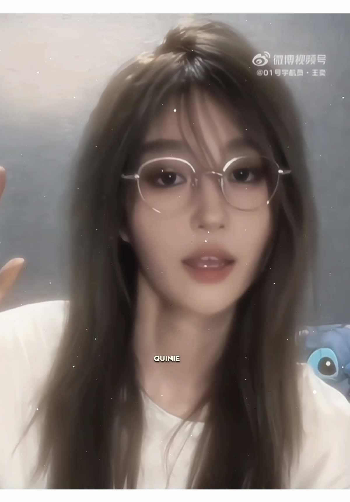 :”这是下水道，但你仍然想将它与海洋比较；它是一条运河，但你希望它相当于水池” “Đã là cống rãnh cứ đòi so sánh với đại dương. Đã là kênh mương mà cứ đòi tương đương với bể nước.”#wangyi #vươngdịch #ngocquyen_11 #quinie_🐀 