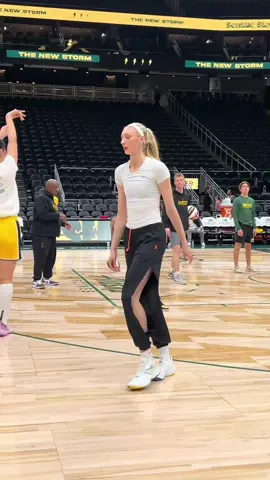 The Internet Is in Love with This WNBA Star #WNBA #WNBAStar #basketball #foryou #BasketballHistory