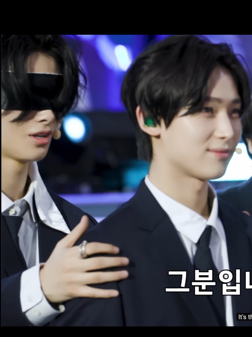The screams please... they're the loudest when SUNKI gets together or having a moment on stage. Sunkists just go haywire! This is SUNKI with a live audience. Sunoo & Ni-ki we love you, we are still waiting. Happy SUNKI day! warning: loud screams, you can adjust your volume if needed. ▪︎ CCTO 📷🎥 ▪︎ #sunki #sunoo #ni_ki #sunkist #sunkiforever #enhypen #kpopfans #kpoptrend  #kpop #idols #kpopfyp #kpoptrend  #fyp  #kpoplove #kpopcommunity #foryou  #foryoupage #fpyシ