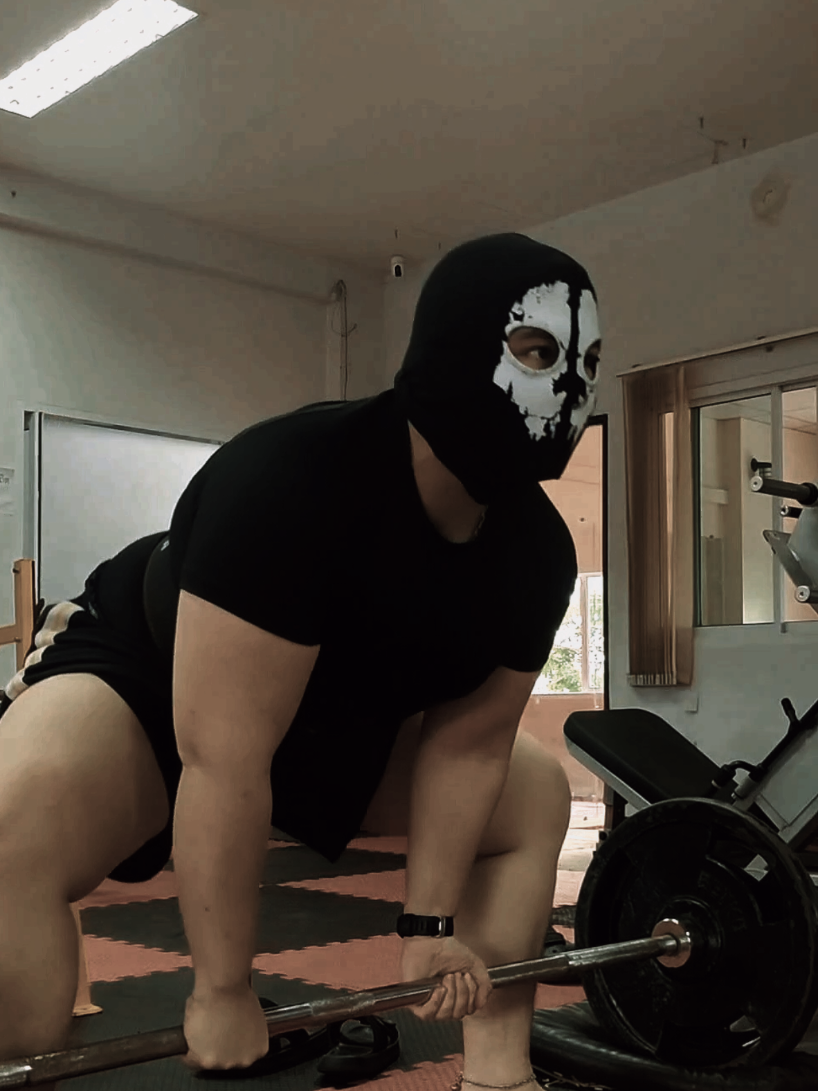 รันซูโม่กันหน่อย #ออกกําลังกาย #gymbro #gymrat #gym #thailand #fyp #foryou #โม่งจับเหล็ก #maskedmen #deadlift 