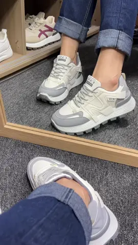 #rekomendasi #sepatu #sneakers #sepatucasual #sepatuwanita #sepatusneaker  