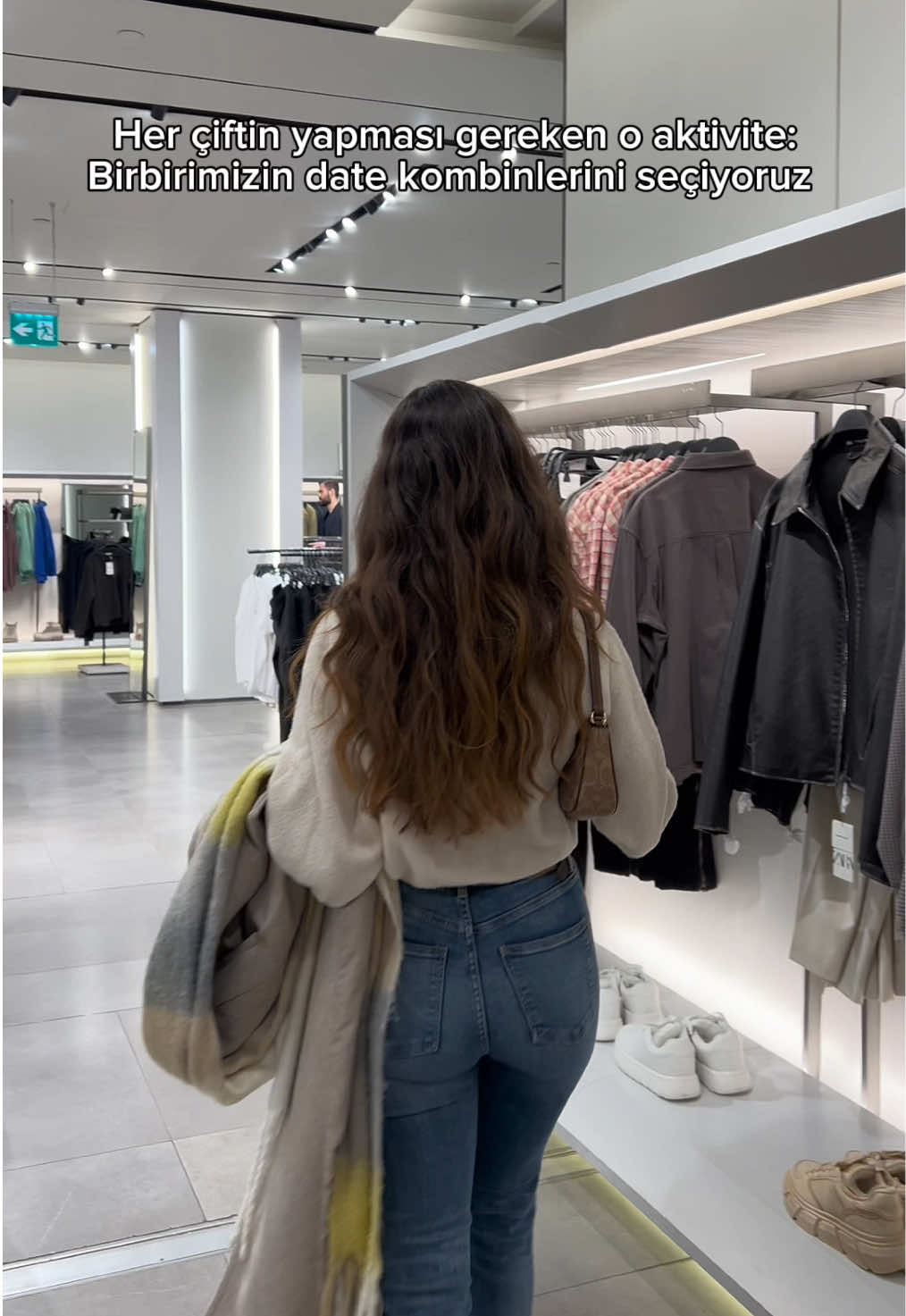 Uyumlu oldukk 🫶 #coupledateideas #couplestiktok #dateideas #choosingeachothersoutfits #zarahaul **marka adı gözüküyor reklam değil 