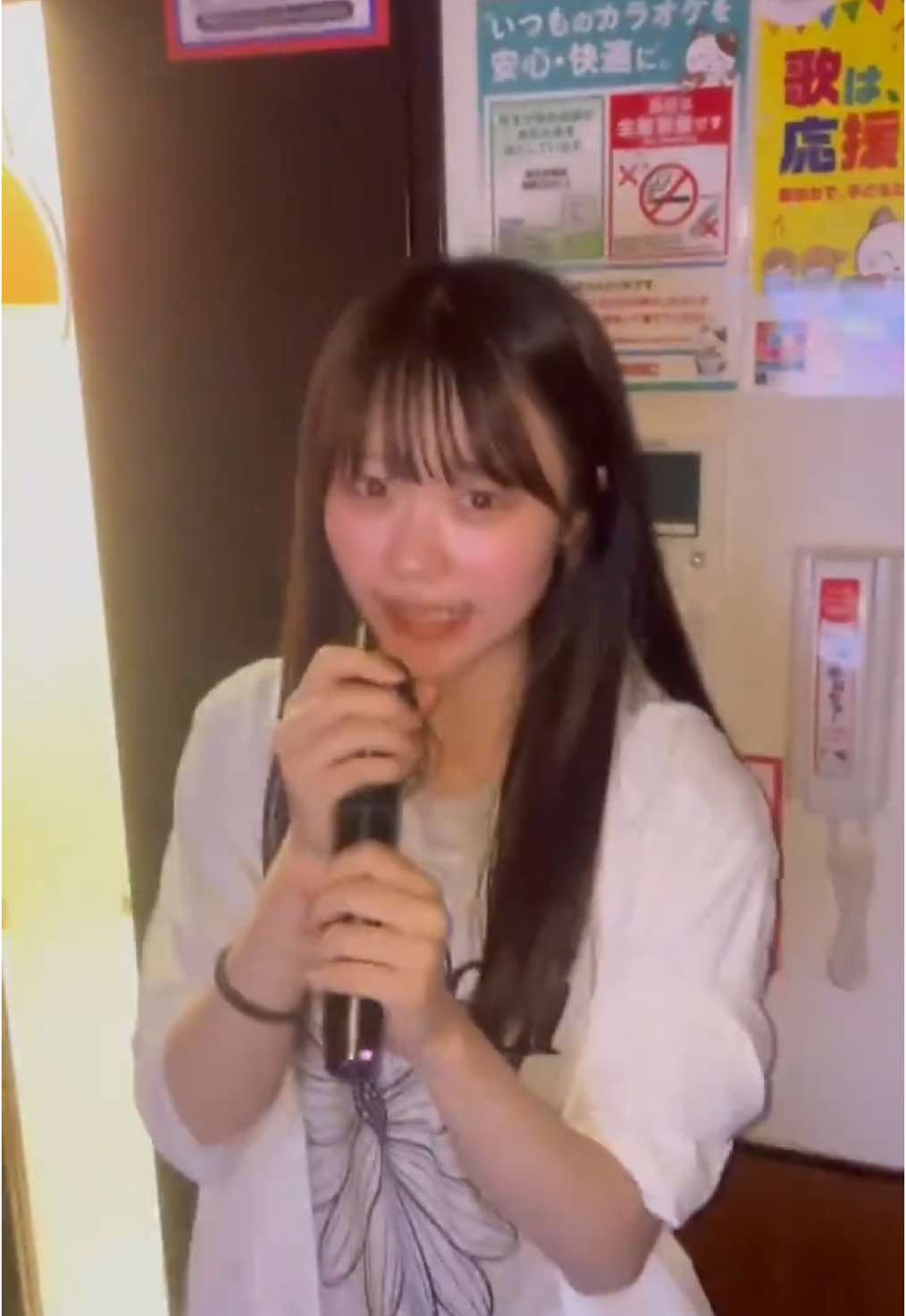 かおてかてか。みんなにコメントで言われそうだから先に言っとく。だって暑かったんだもん！最後ちょうしのりすぎとも言われそう#07 #カラオケ #わたしの一番かわいいところ 