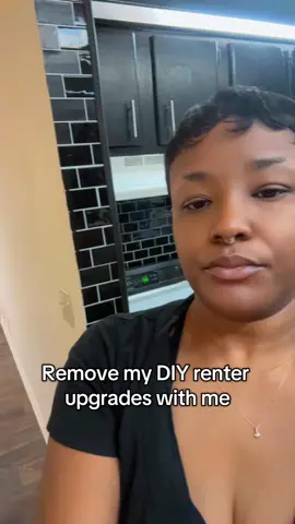 #DIY #diyproject #peelandstick #backsplash #deposit #remove 