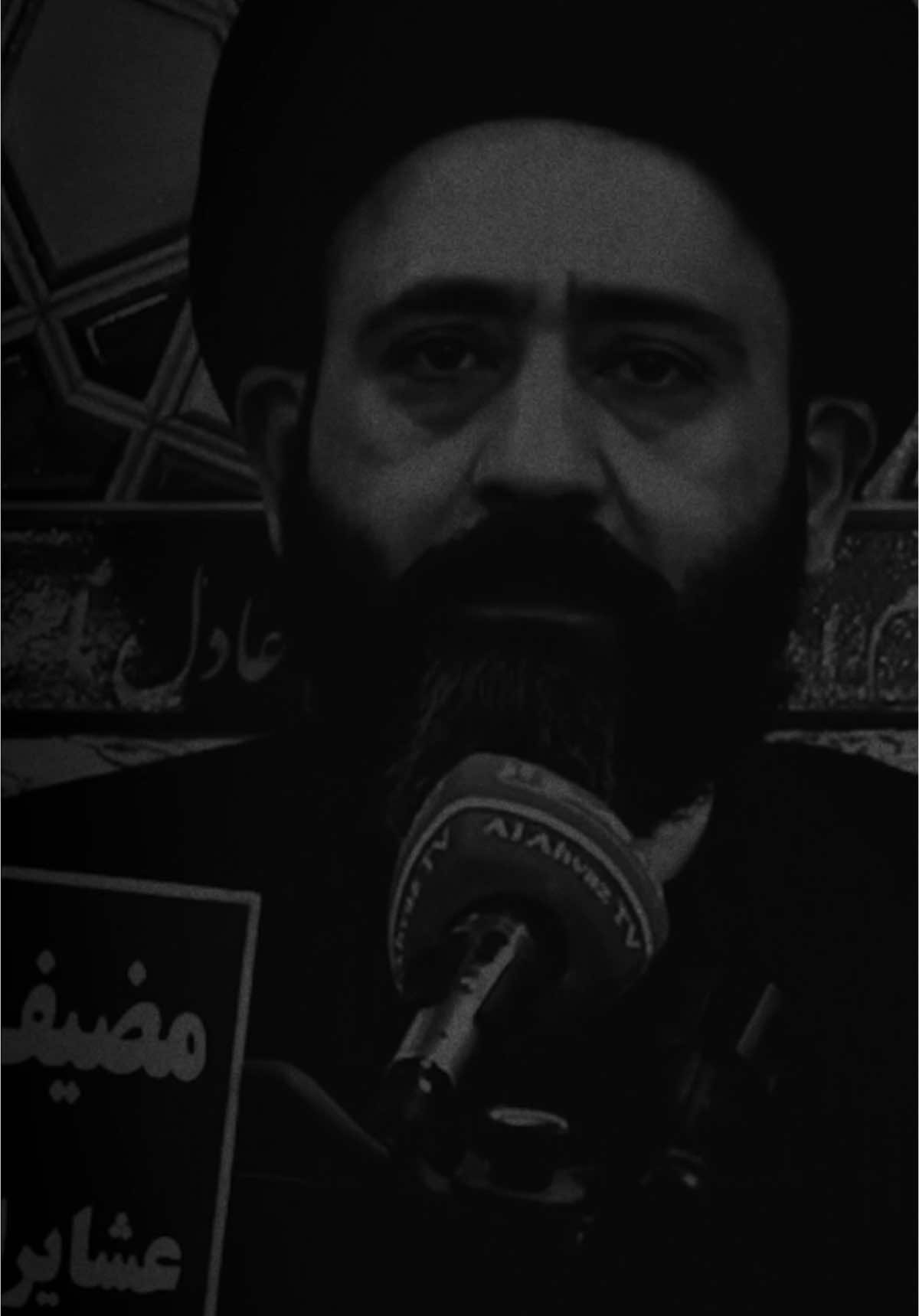 نحن الشيعة نعيش في الحسين ويعيش الحسين فينا.!! #السيد_علي_الطالقاني 