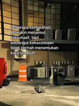 teruslah melangkah jangan putar balik, percayalah bahwa pada akhirnya waktu akan turut serta untuk membiasakan segalanya..  #storysad  #fypage 