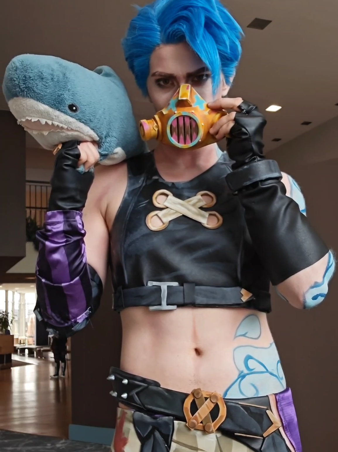 ive worked so hard on this costume, so excited to be debuting this at @MCM Comic Con today,cya at the arcane meet at 2pm on the green!! [#jinx #jinxcosplay #arcane #mcmcomiccon ] 