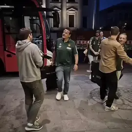 Ergin Ataman mola alsana molla alsanaa ee son gülen iyi gülermiş ergin ataman olmuyor öyle küfür etmeler hakeret etmeler#fenerbahce 