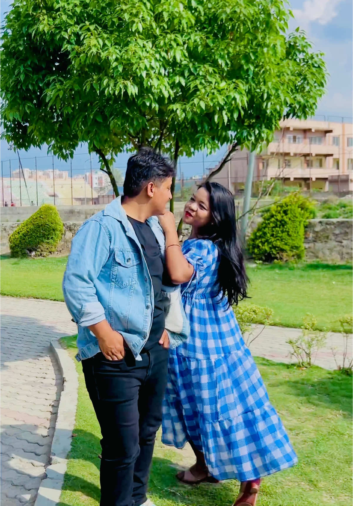 #terichunariya #viral #grow #account #familycrew02 #husbandwife #trending #keepsupporting #foryoupage #tiktokoficial #fyp #creatorsearchinsights #nepaligovinda #viralvideo #hindisong #bollywoodsong #govinda @Family Crew Official @Family Crew Vlog 